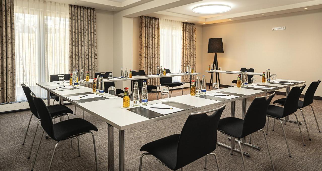 Victor'S Residenz-Hotel Teistungenburg Bagian luar foto