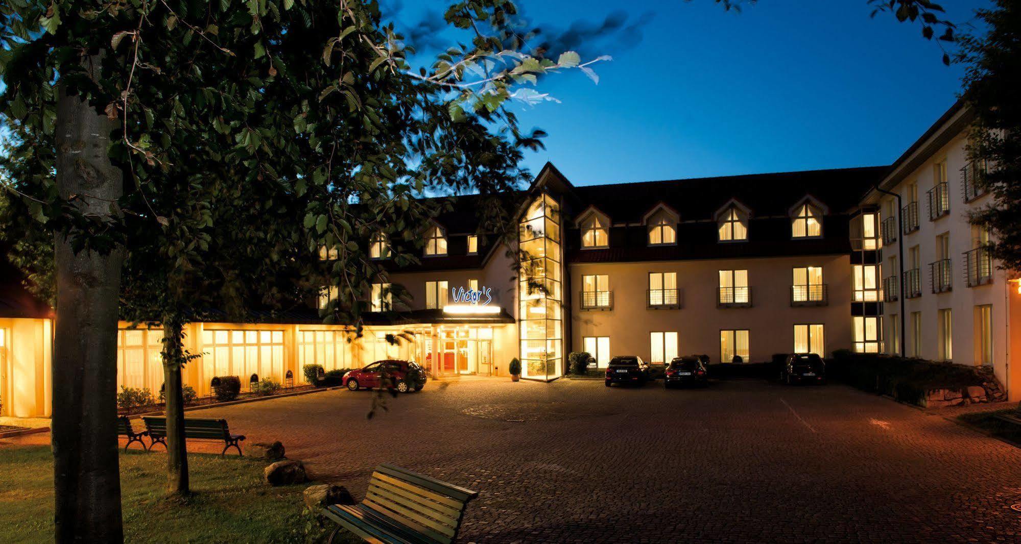 Victor'S Residenz-Hotel Teistungenburg Bagian luar foto